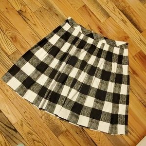 Buffalo plaid pleated skirt NWT